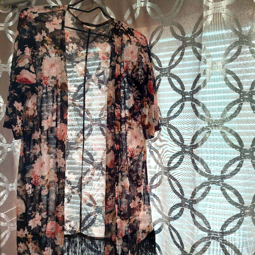 Women's Floral Print Shawl/Kimono